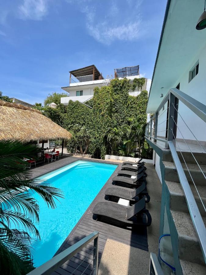 Hotel Aqualuna Cyclops Brisas de Zicatela Exterior foto